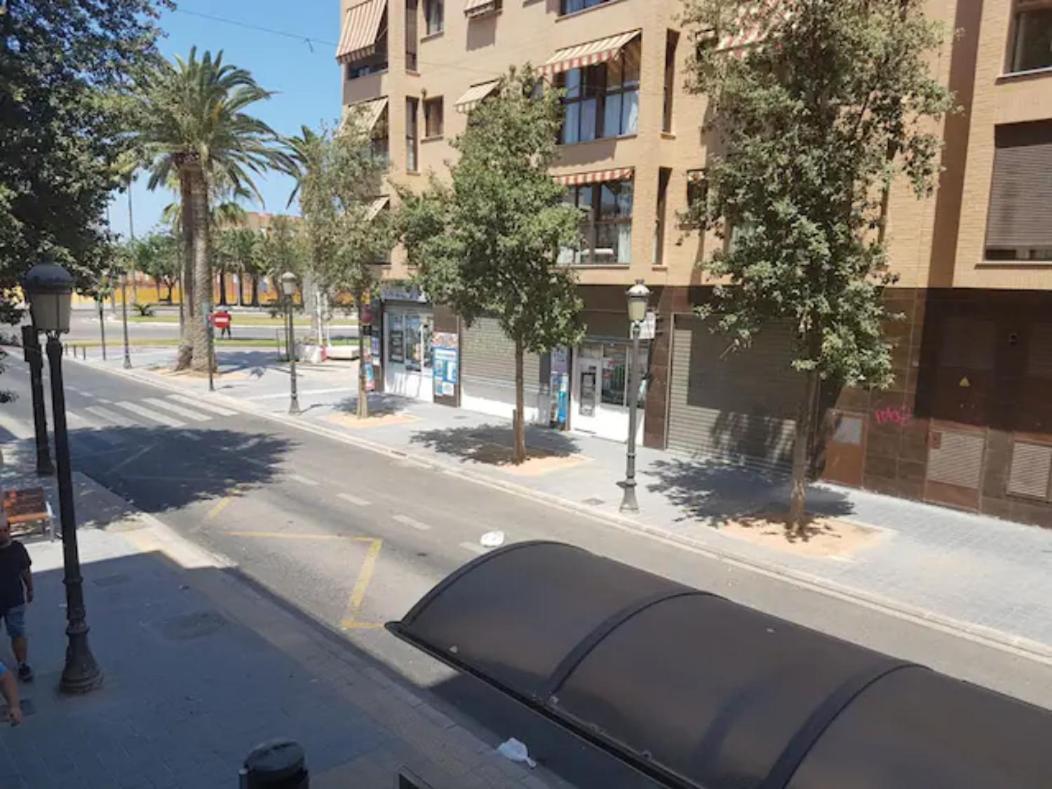 Ferienwohnung Reina Playa Valencia Exterior foto